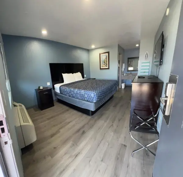 Ozark Inn 6